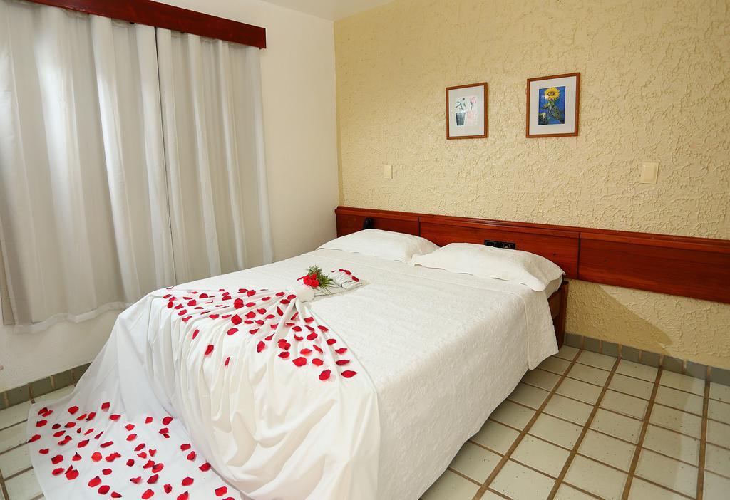 Marlim Porto Hotel Порту-Сегуру Екстер'єр фото